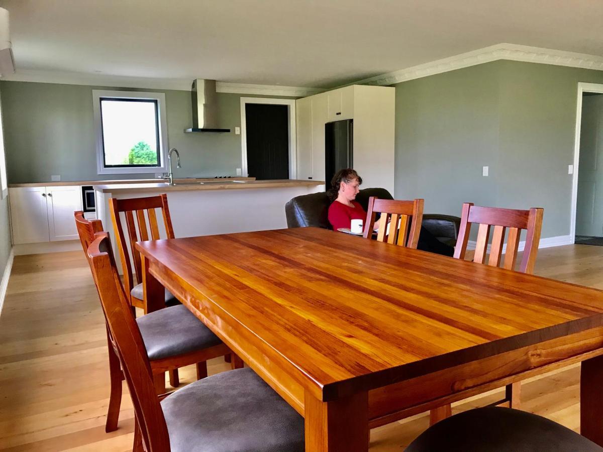 Kepler Oaks Chalet Te Anau Esterno foto