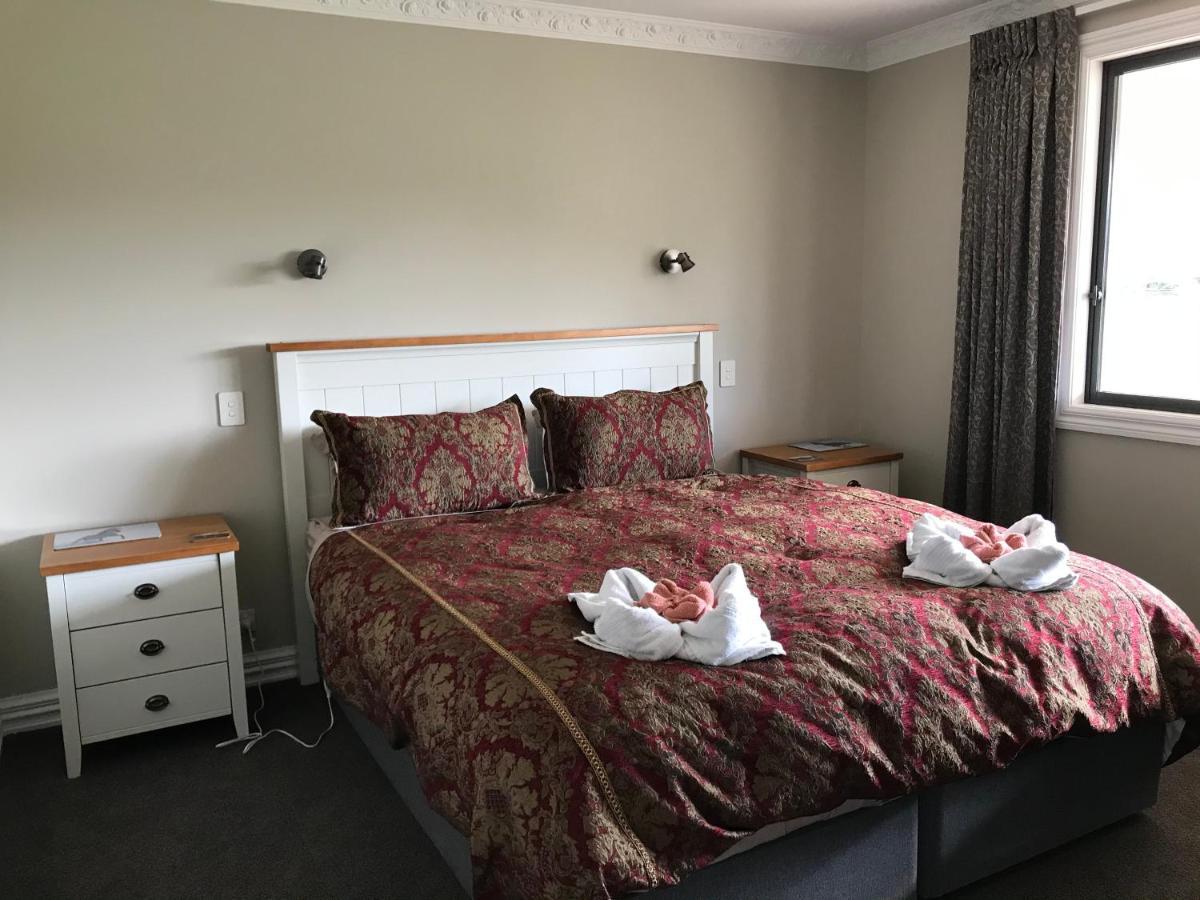 Kepler Oaks Chalet Te Anau Esterno foto