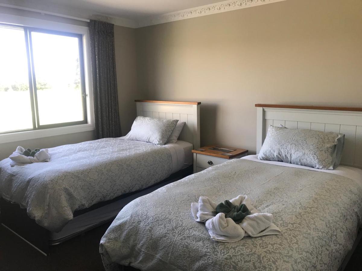 Kepler Oaks Chalet Te Anau Esterno foto