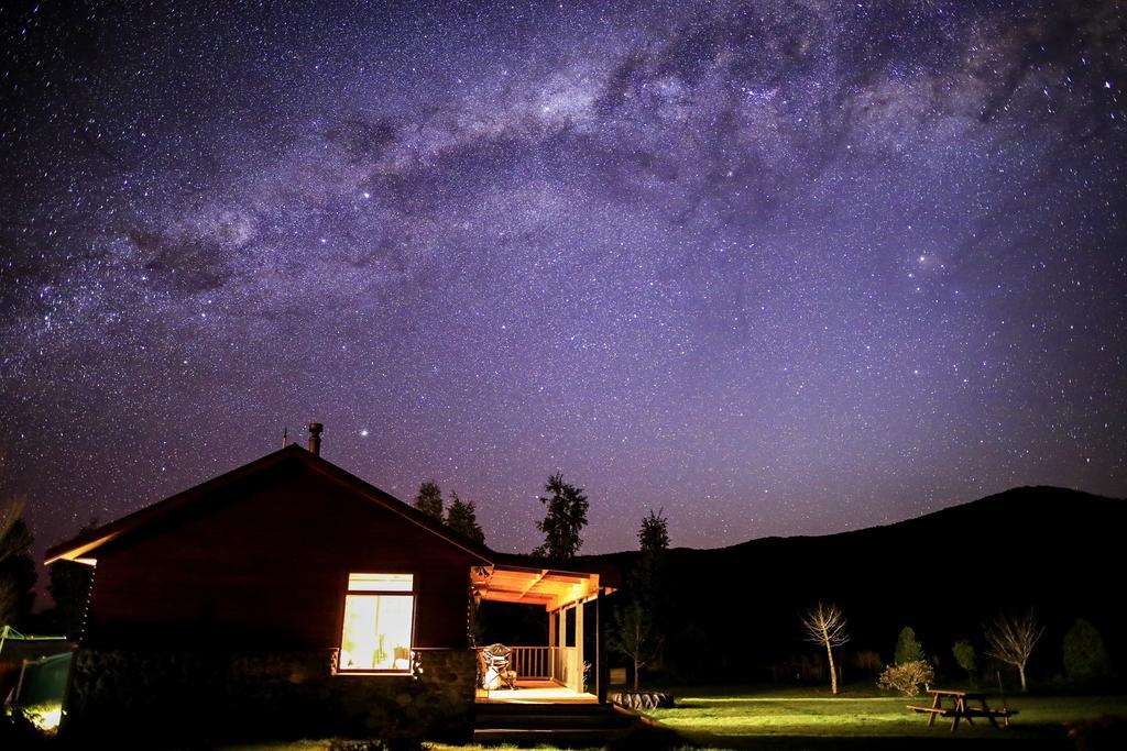 Kepler Oaks Chalet Te Anau Esterno foto