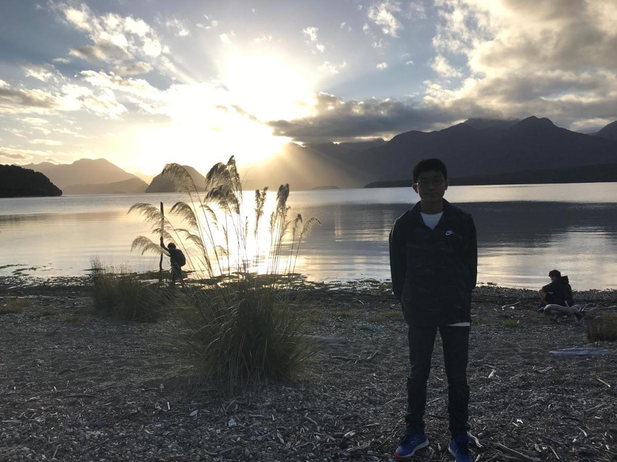 Kepler Oaks Chalet Te Anau Esterno foto